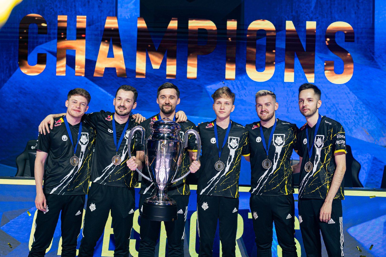 KPL新赛季首轮激战：TCG对狼队，新吉祥物亮相！-火博电竞